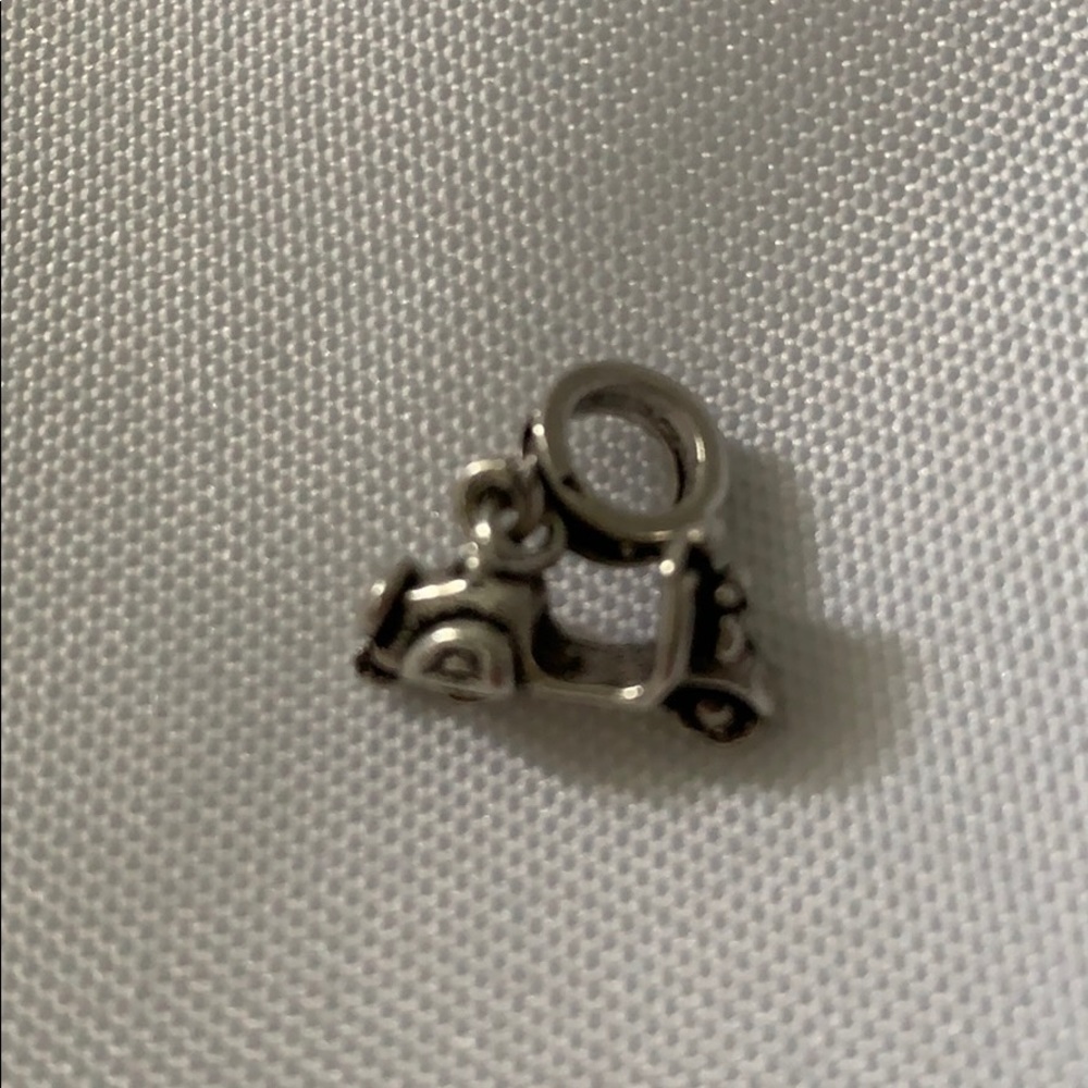 Charm - Picture 3 of 3
